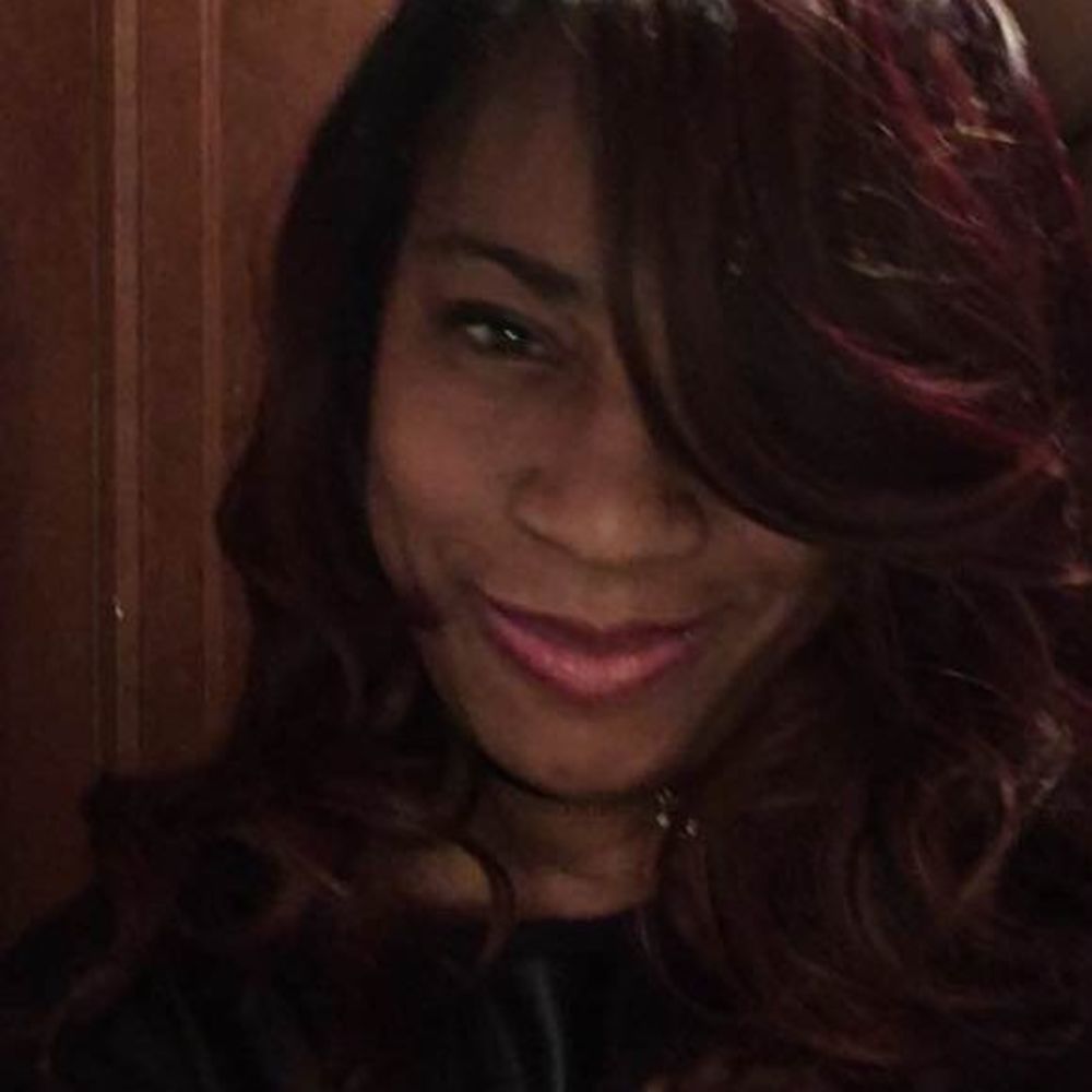 Meet your Posher, Marisa